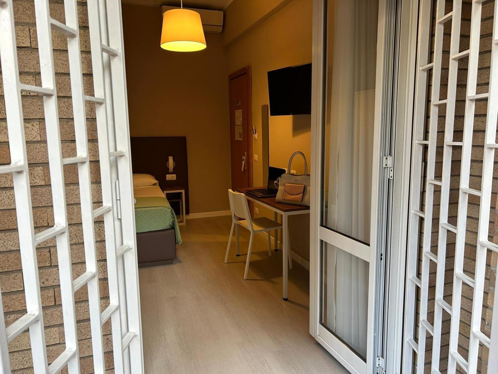 Single Room Balcony